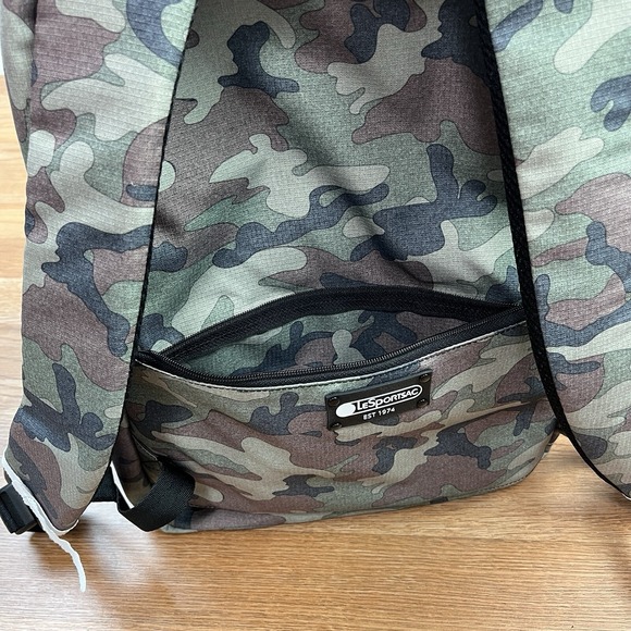LeSportsac Montana Backpack Camo Removable Laptop Sleeve Insert NEW - Picture 11 of 13